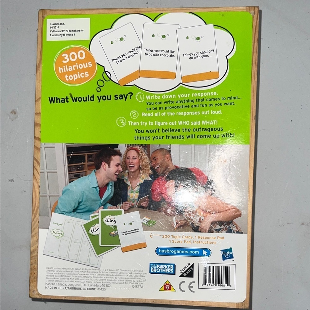 Hasbro The Game of Things - Green and White - Picture 4 of 4